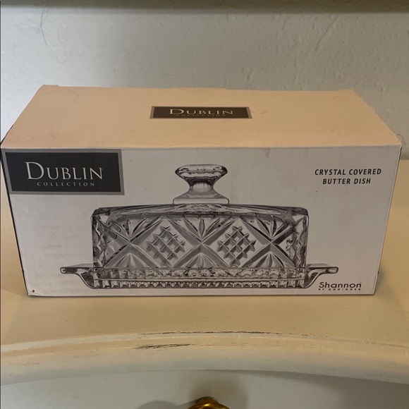 Shannon Dublin Collection Crystal Covered Butter Dish - Picture 1 of 4